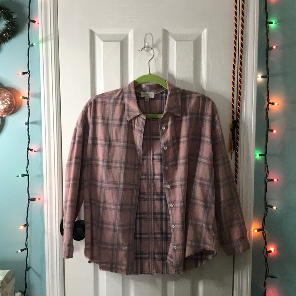 cute pink plaid lucky brand top :)